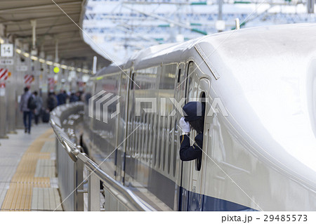 小田原駅 新幹線の発車風景 小田原駅 新幹線の発車風景 29485573