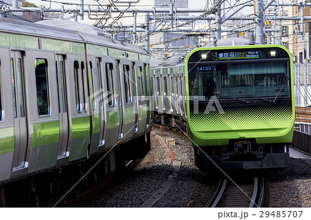 JR東日本　山手線　E235系 29485707