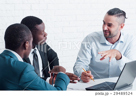 Foreign employees training and studying in office Foreign employees training and studying in office 29489524