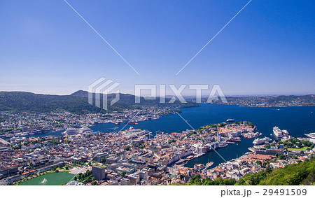 Panoramic view over cityscape of bryggen 29491509