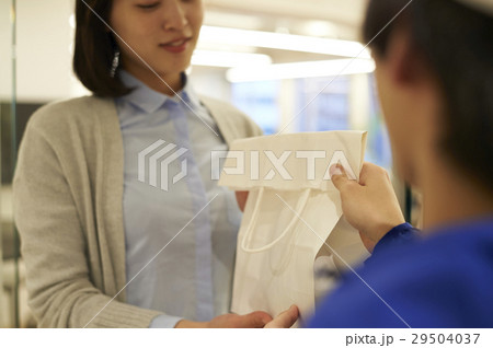 フードデリバリー　オフィス利用 29504037