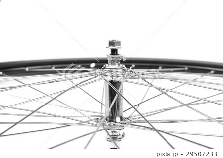 Bicycle wheel with spokes and the sleeve Bicycle wheel with spokes and the sleeve 29507233