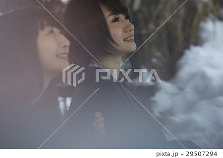 女子旅 雪景色の温泉 女子旅 雪景色の温泉 29507294