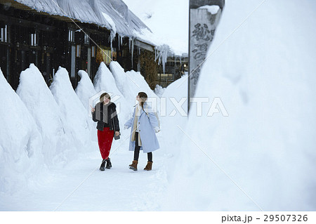 女子旅 雪景色の温泉 女子旅 雪景色の温泉 29507326