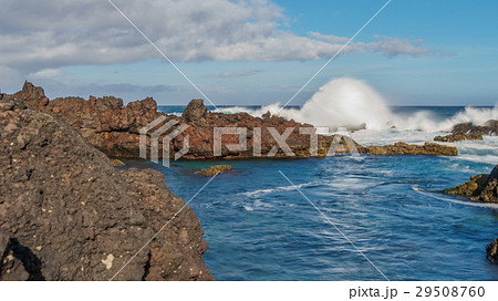 Biscoitos breaking waves in Terceira, wide angle 29508760