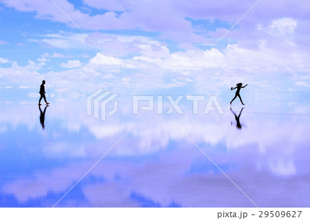 ウユニ塩湖 29509627