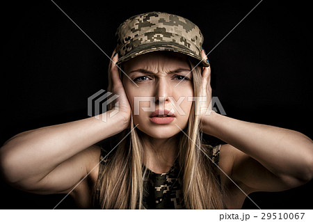 portrait of woman soldiers in military attire 29510067