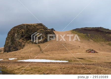 Dryholaus Iceland, small dead end cave Dryholaus Iceland, small dead end cave 29510089