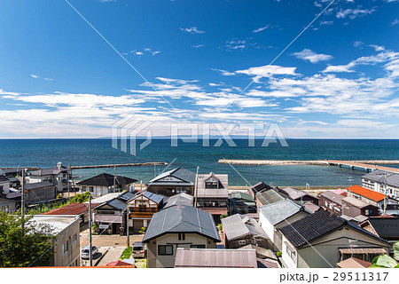 出雲崎から佐渡島を望む 29511317