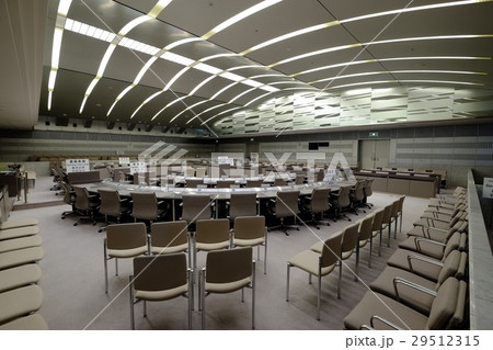 東京都議会議事堂(第15委員会室)斜め 東京都議会議事堂(第15委員会室)斜め 29512315