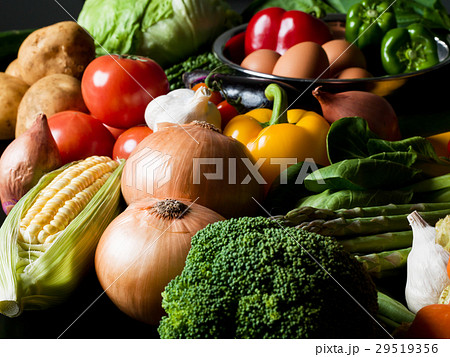 野菜・黒バック 29519356