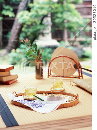 夏の縁側 夏の縁側 29523010