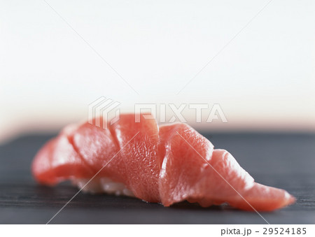 マグロのにぎり マグロのにぎり 29524185