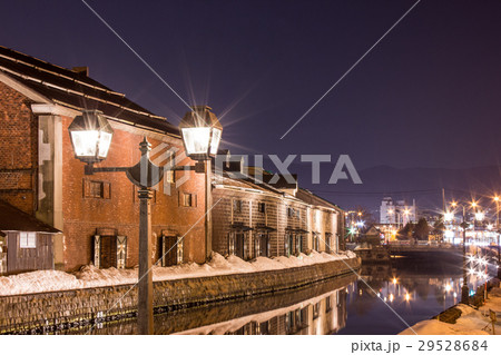 小樽運河 夜景 ガス灯 冬 小樽運河 夜景 ガス灯 冬 29528684