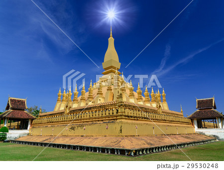 Pha That Luang Vientiane . 29530248