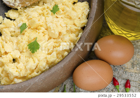 Scrambled eggs decorated 29533552