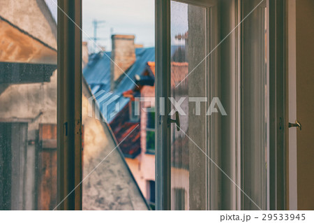 Window in old town 29533945