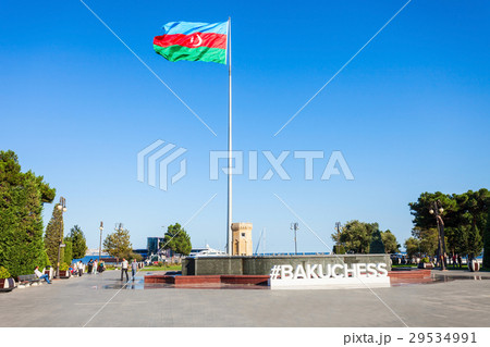 Baku boulevard, Caspian sea Baku boulevard, Caspian sea 29534991