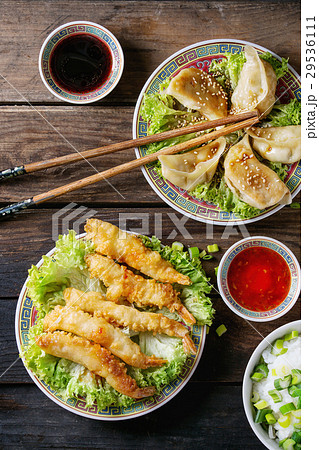Fried tempura shrimps with sauces Fried tempura shrimps with sauces 29536111