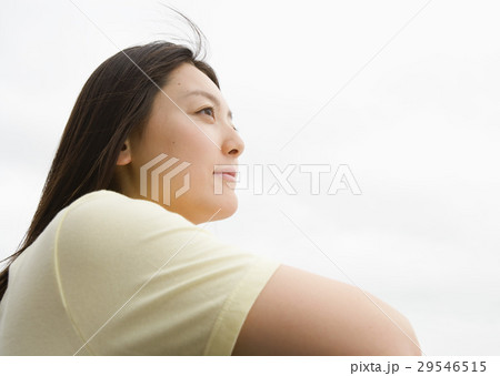 若い女性 若い女性 29546515