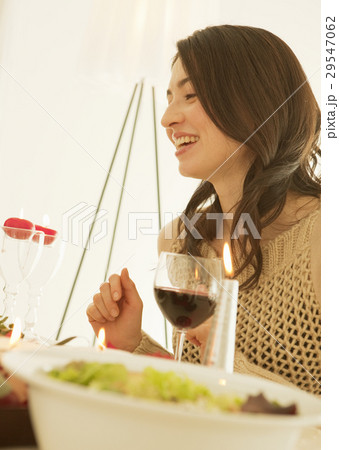 笑顔の女性 笑顔の女性 29547062