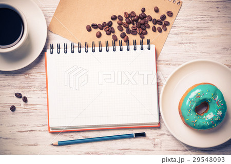 Coffee break with snack 29548093