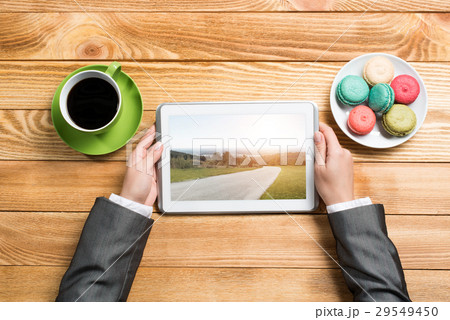 Businesswoman having coffee break 29549450