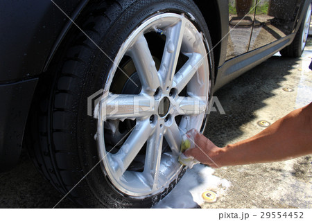 タイヤの洗浄 タイヤの洗浄 29554452