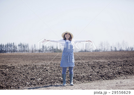 畑　女性 29556629