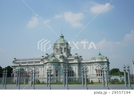 タイ王国バンコク、ドウシット地区にある、アナンタ・サマーコム宮殿（旧国会議事堂） 29557194