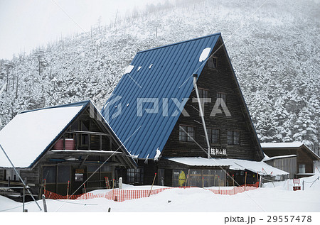 冬の八ヶ岳「北横岳・縞枯山」雪景色 29557478
