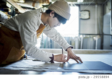 家具職人　イメージ 29558894