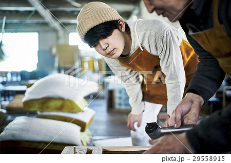 家具職人　師弟イメージ 29558915