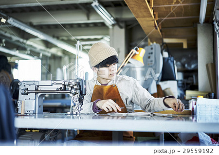 家具職人　イメージ 29559192