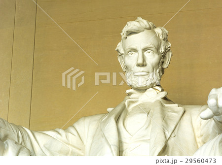 Statue of Abraham Lincoln 29560473