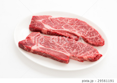 黒毛和牛の肩ロースステーキ 生肉 黒毛和牛の肩ロースステーキ 生肉 29561191