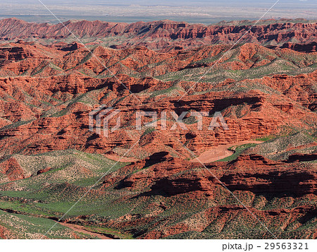 張掖・平山湖大峡谷風景区 / Pingshanhu Canyon, Zhangye, China 張掖・平山湖大峡谷風景区 / Pingshanhu Canyon, Zhangye, China 29563321