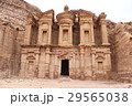 正面から撮影したペトラ遺跡 29565038