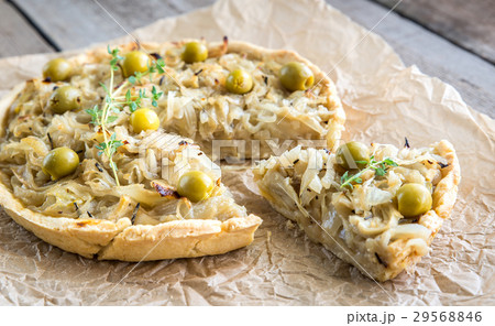 French open onion pie French open onion pie 29568846