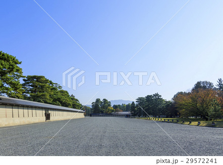 京都御所・築地塀 29572241