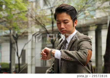 男性 男 男の人 29572816