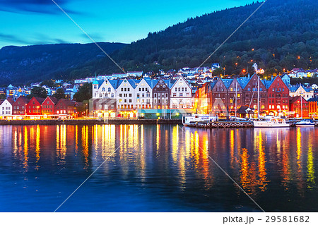 Evening panorama of Bergen, Norway Evening panorama of Bergen, Norway 29581682