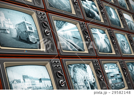 Wall of old TV screens 29582148