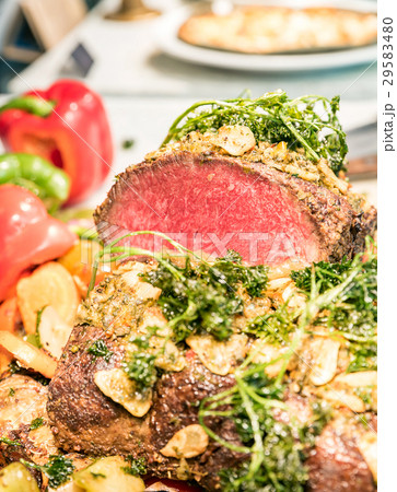 Carving Wagyu beef 29583480