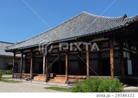 奈良　元興寺　極楽坊本堂（国宝） 29586322