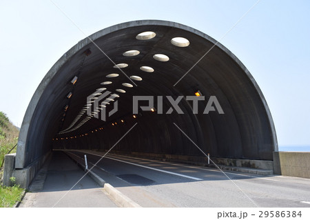 海岸道路のシェルター 海岸道路のシェルター 29586384