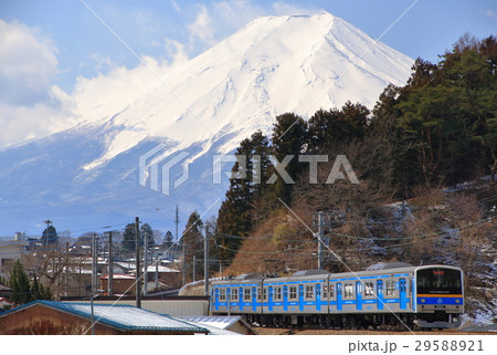 富士山と富士急行線 富士山と富士急行線 29588921