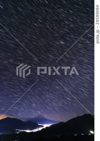 高川山から見る富士山と星空 高川山から見る富士山と星空 29589060