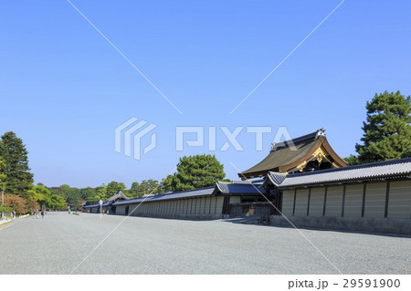 京都御所・宜秋門 29591900