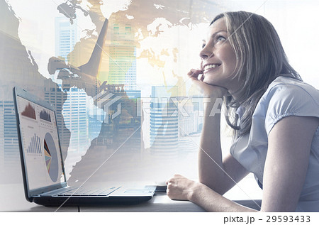 Indulging in vacation daydreams 29593433